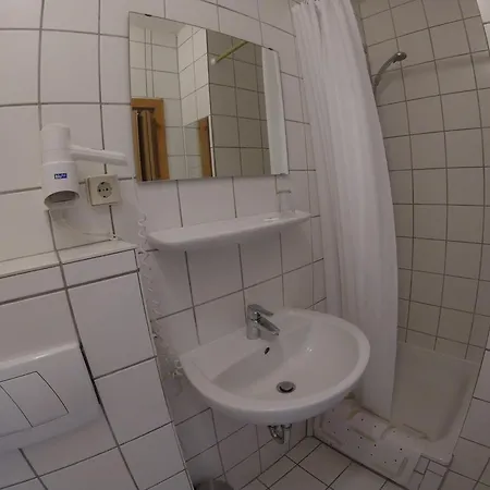 Kurfuerst Hotel 2*